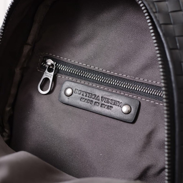 ボッテガヴェネタバッグ全体デザイン